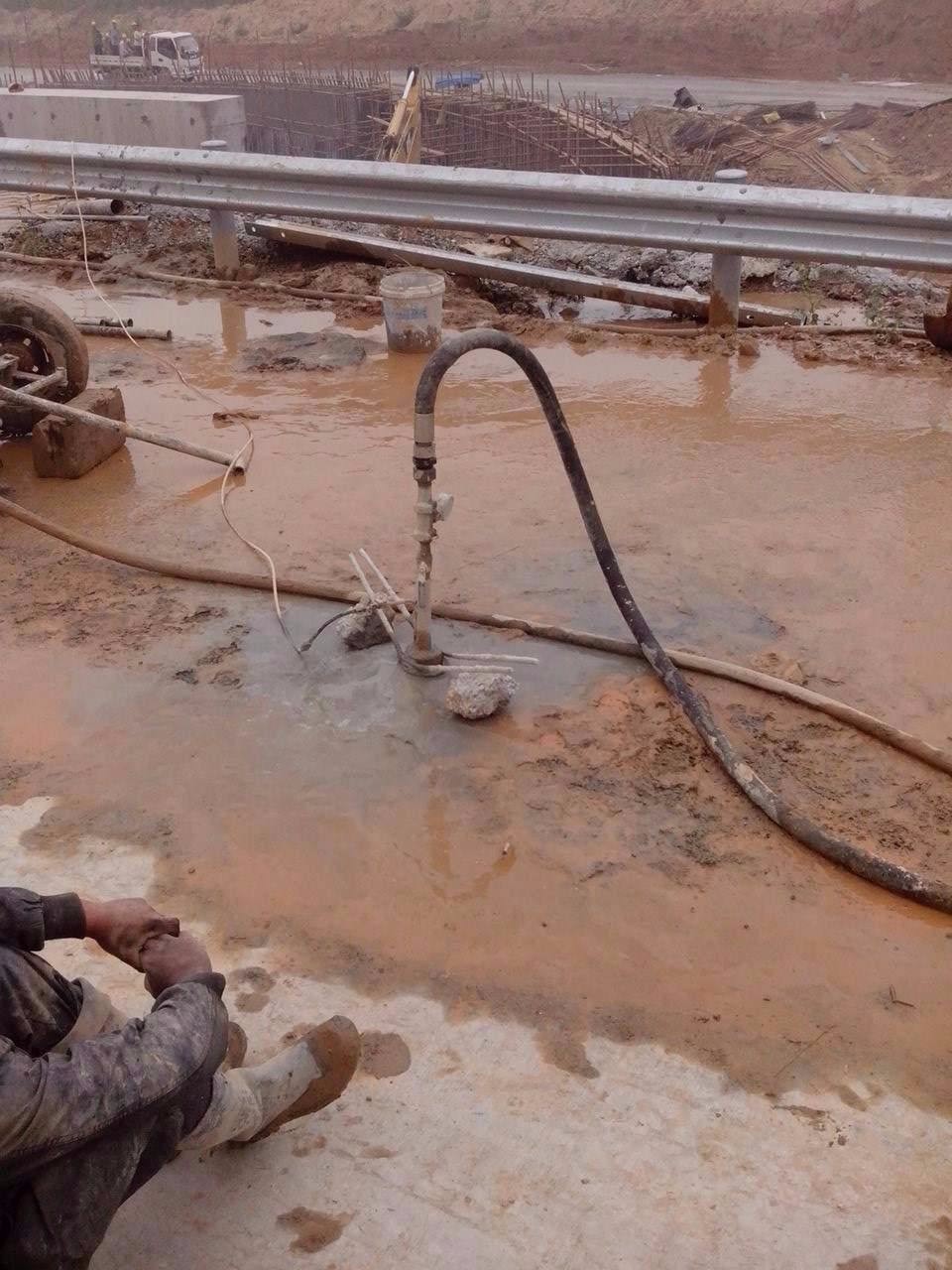 牙克石路基压密注浆